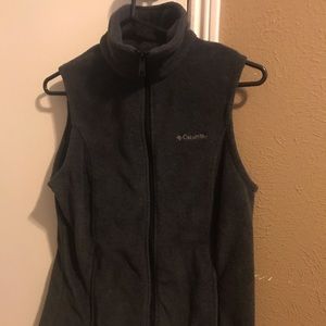 Columbia vest